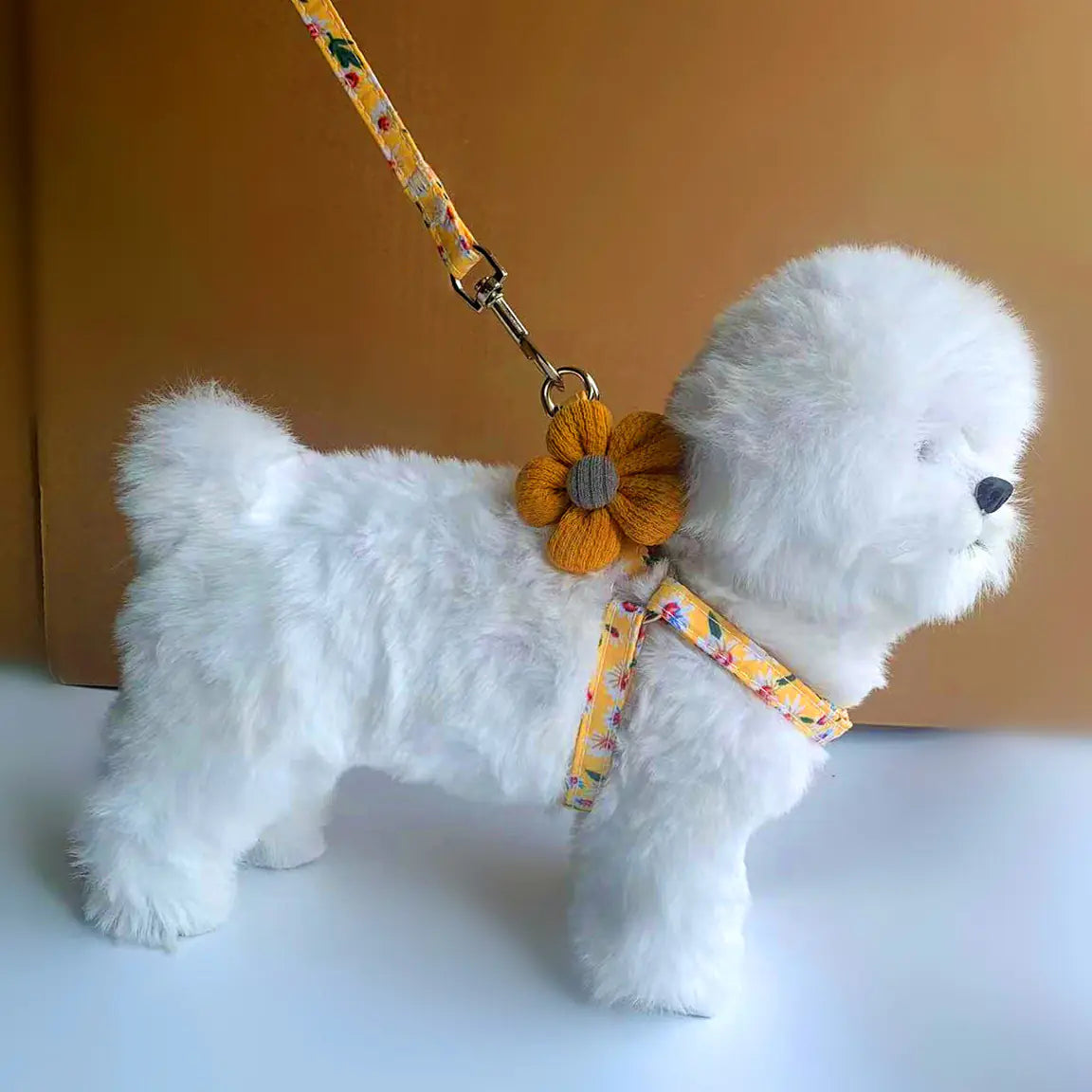 Adjustable Pet Chest Harness with Traction Leash