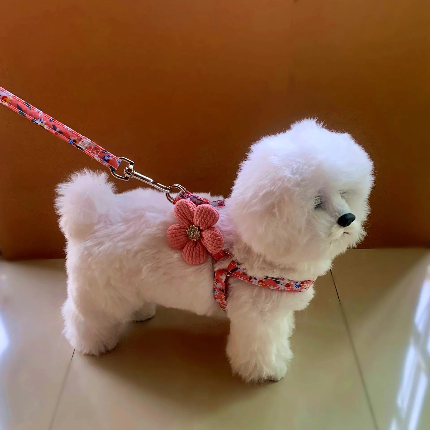 Adjustable Pet Chest Harness with Traction Leash