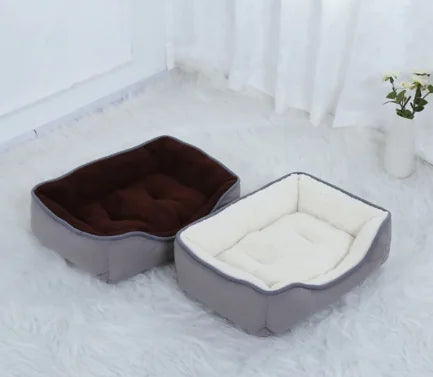 All-Weather Oxford Pet Haven