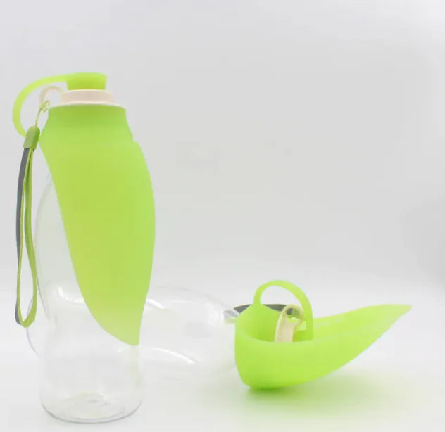 🐾 Portable Pet Water Bottle — Hydrate Your Pet Anytime, Anywhere